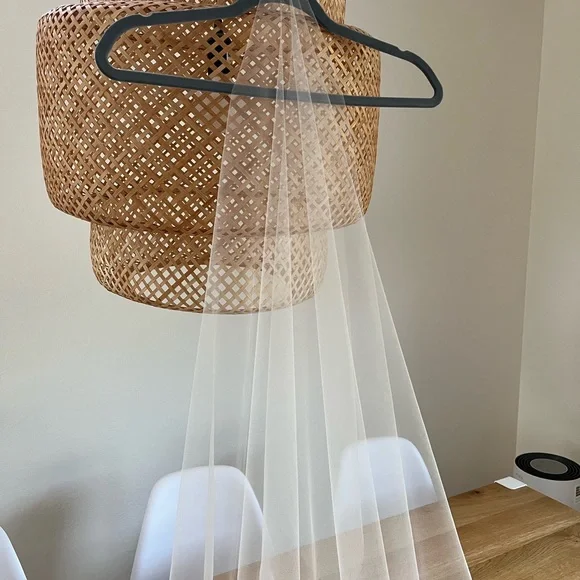Tania Marias Audrey Minimalist Chapel Wedding Veil - Picture 7 of 15